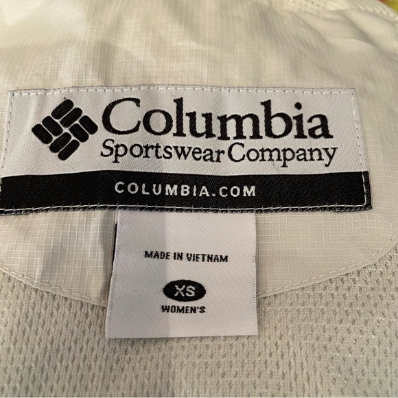 Columbia women’s  white‎ zip up hooded jacket in size x-small - Picture 9 of 13